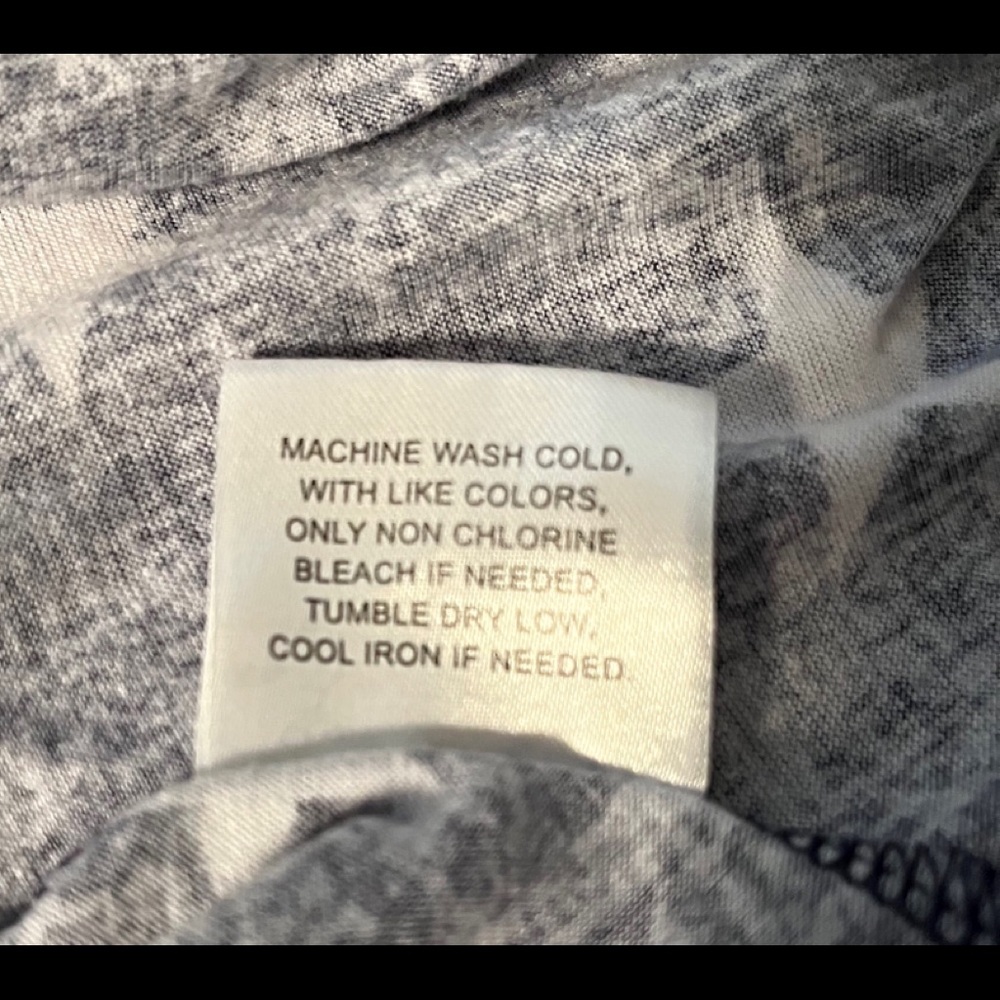 Rebellious Star Crop Tank Top Size Small - Picture 6 of 10